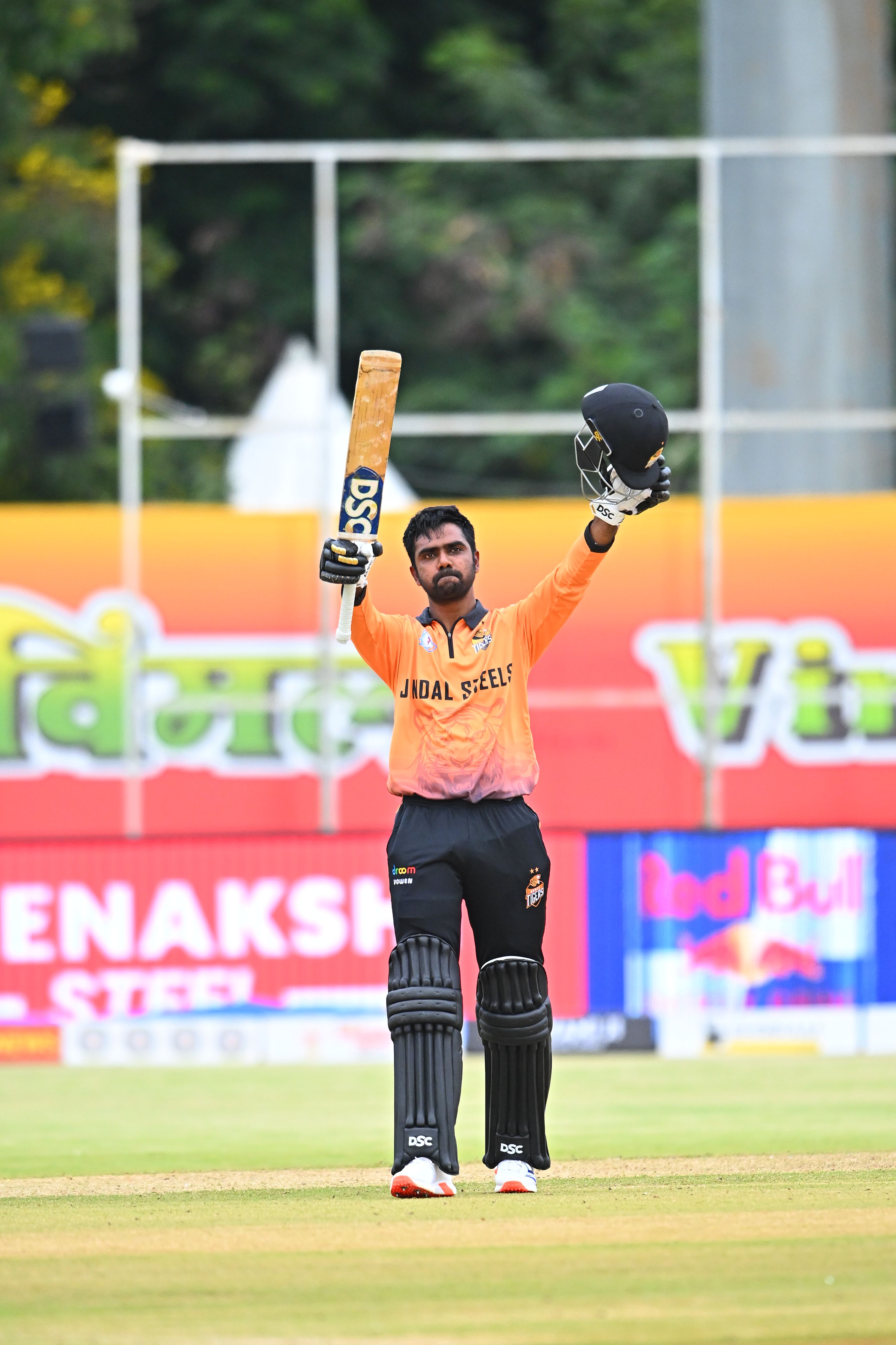 Mohammad Taha’s blistering ton ensures a commanding 29-run win for Hubli Tigers